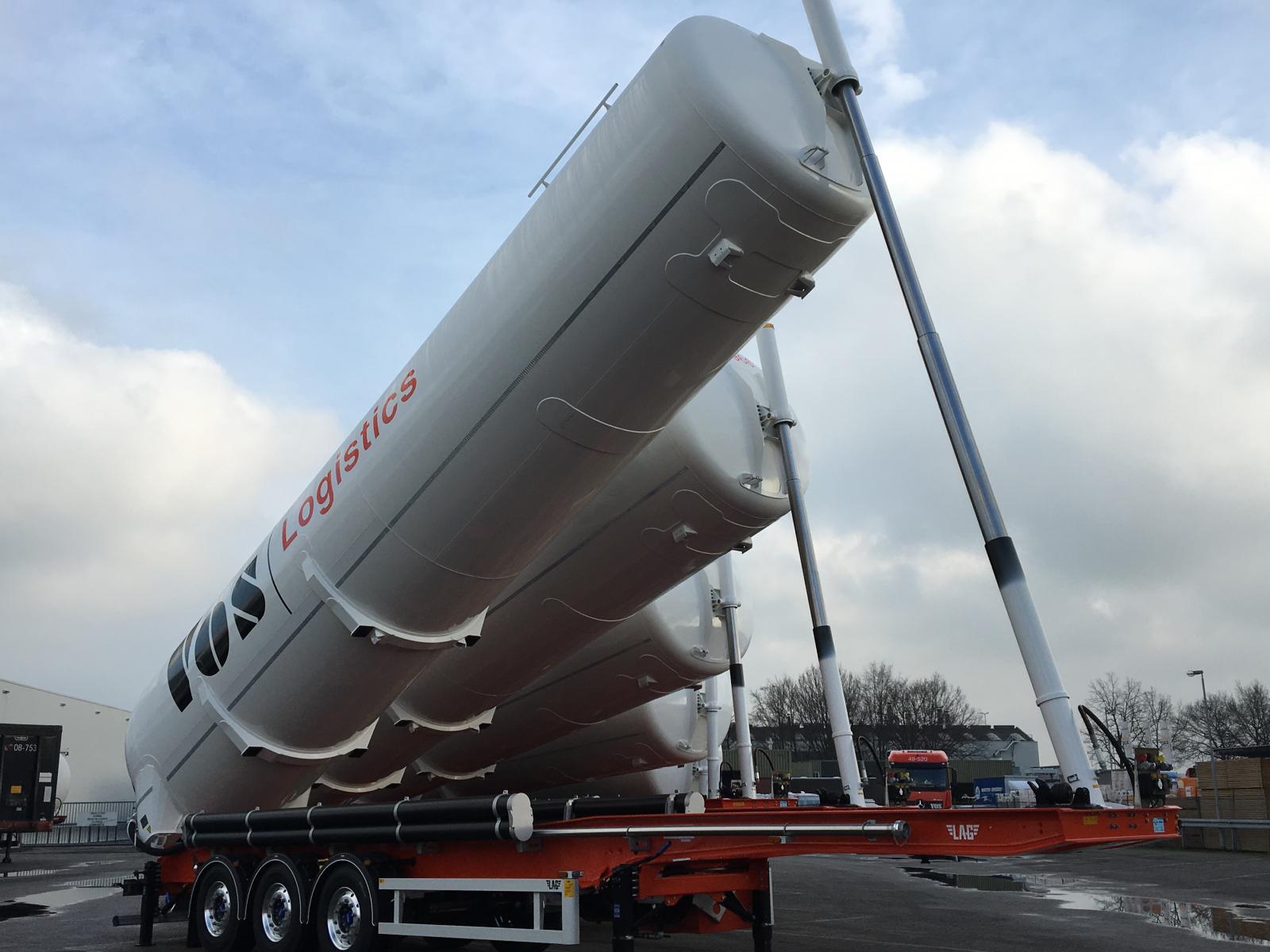 Dry bulk transporting in Pune for fly ash and industrial material supply