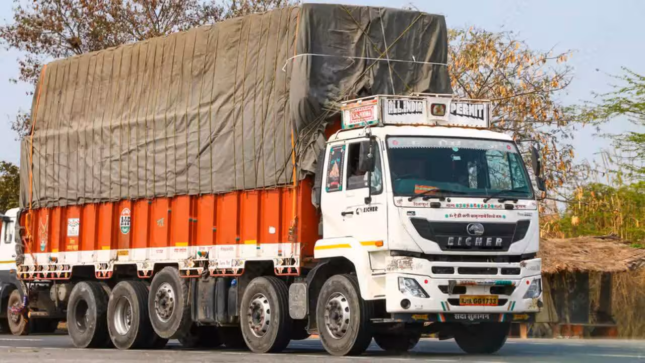 Transportation services in Pune for industrial cargo movement and truck dispatch