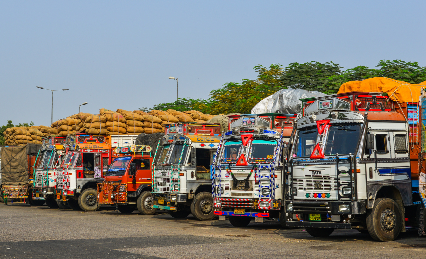 Truckload logistics services in Pune with fast and secure dispatch